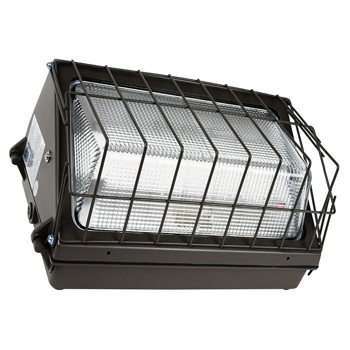 Plusrite FXTWP60SWCCT3BZPHO LED fixture, alternate angle